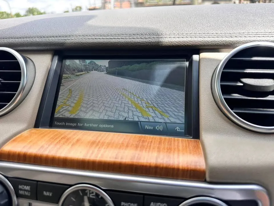 Land Rover Discovery 4 (8).webp