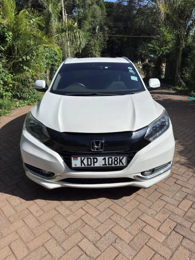 HONDA VEZEL HYBRID FOR SALE (11).webp