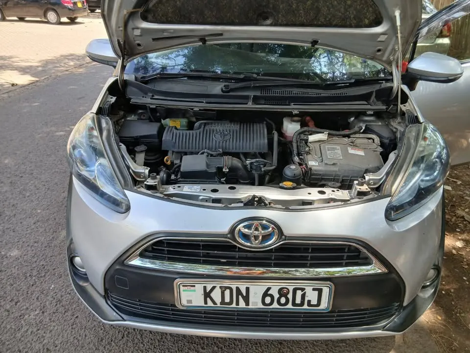 TOYOTA SIENTA HYBRIDFOR SALE (7).webp