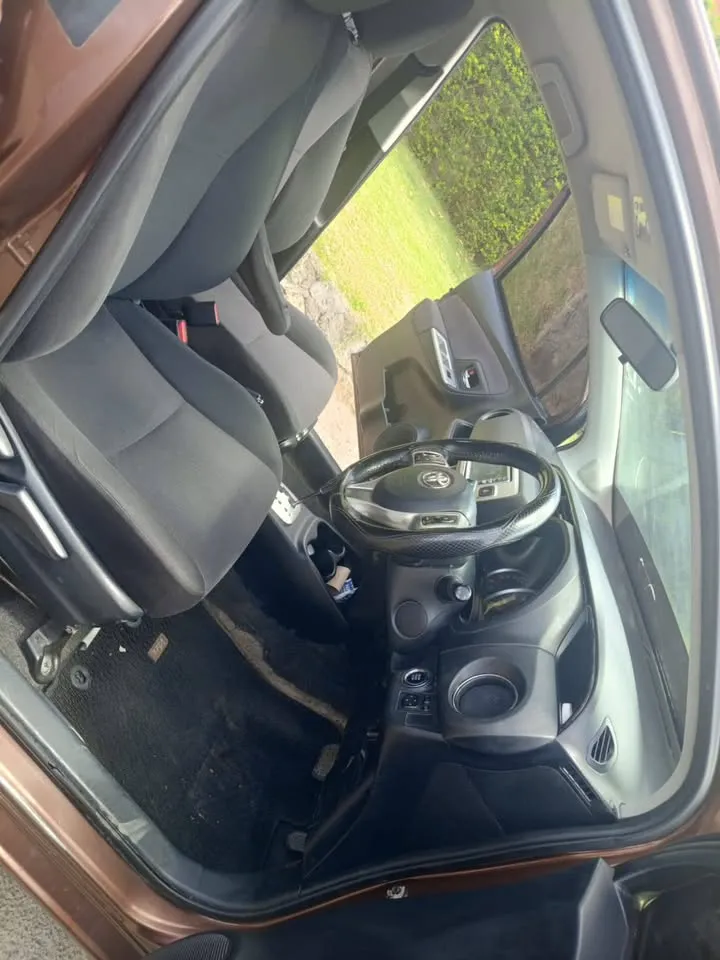 Toyota Vitz for sale (7).webp