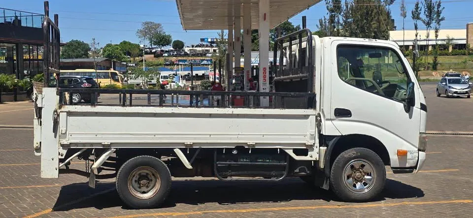 TOYOTA DYNA ON SALE (1).webp