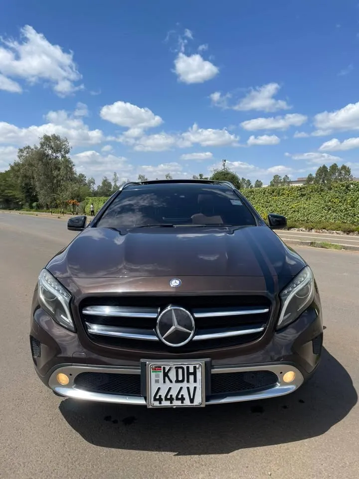 MERCEDES BENZ GLA 250::^^12/01/2026
