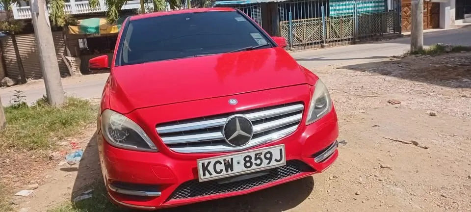 Mercedes Benz B180:^^13/01/2026