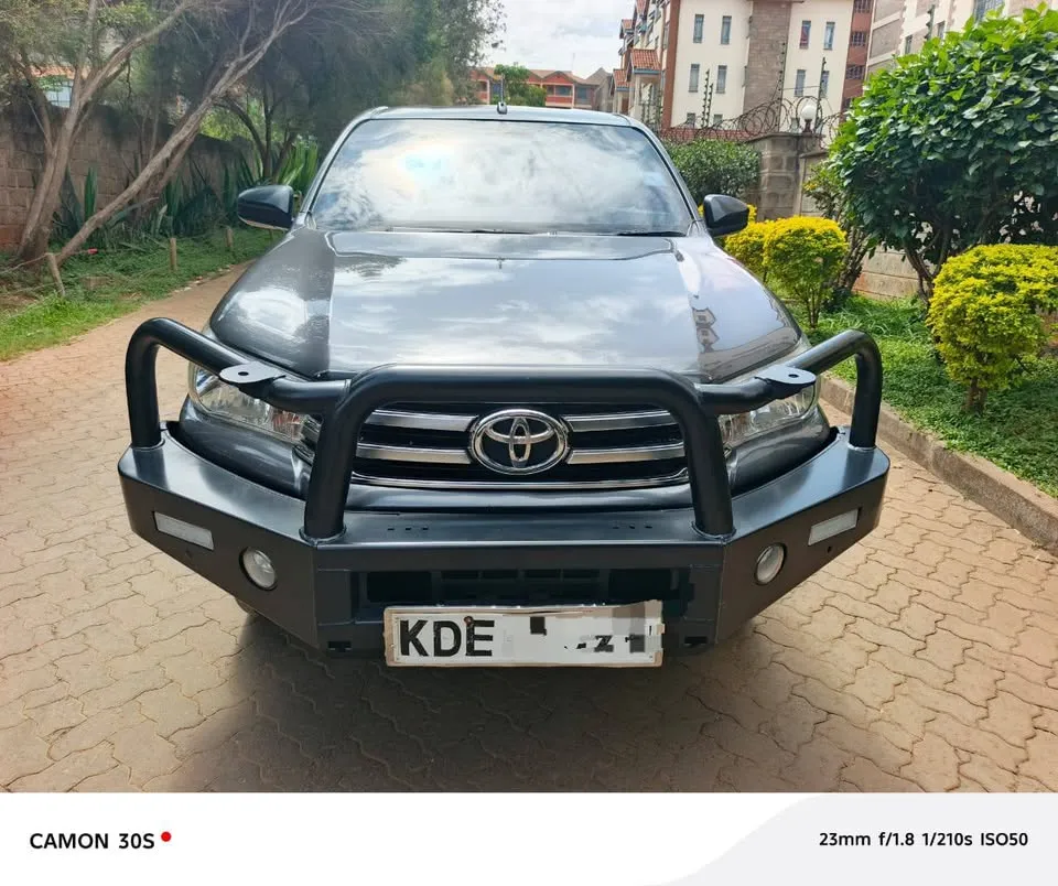 TOYOTA HILUX^^16/01/2026